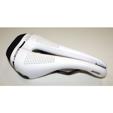 Siodło SELLE ITALIA NOVUS BOOST TM SUPERFLOW S (id match - S3) manganese tube 7, duro-tek, białe (DWZ)